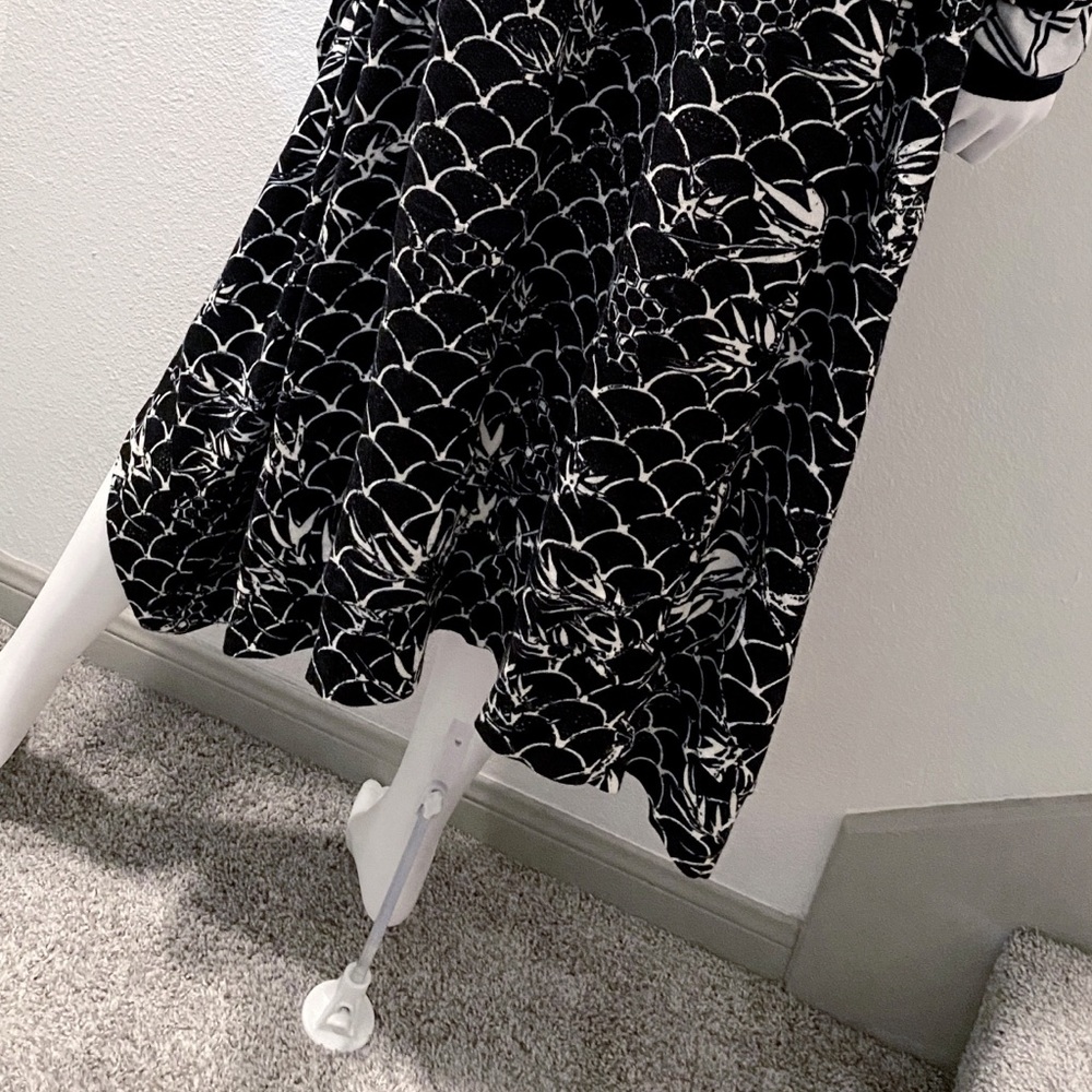 B&W Print Kimono Duster Cardigan - Picture 11 of 11